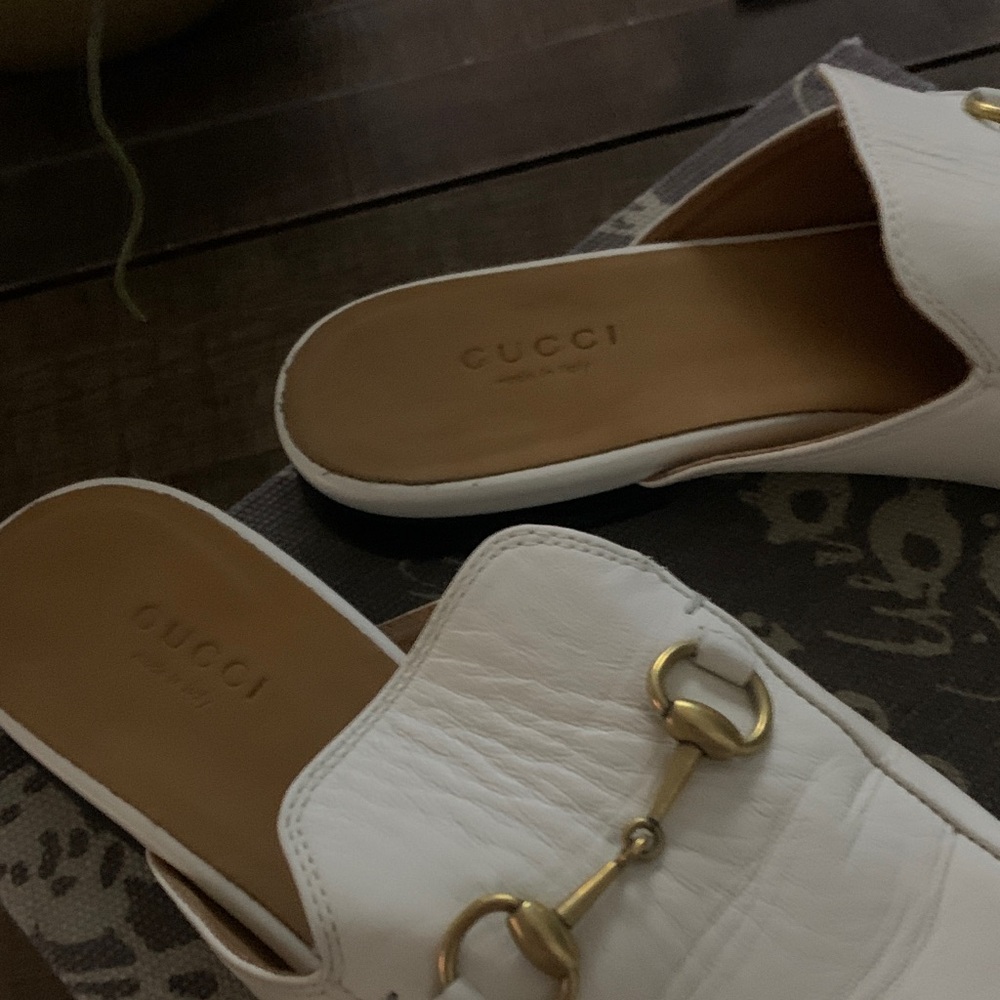 Gucci White Leather Mules with Gold Accents - Picture 4 of 5